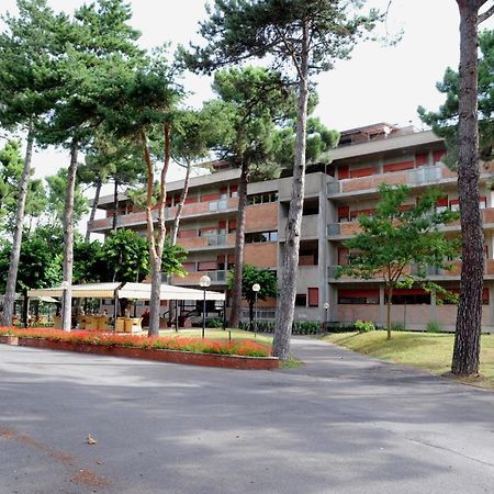 Hotel Michelangelo Chianciano Terme Exterior photo