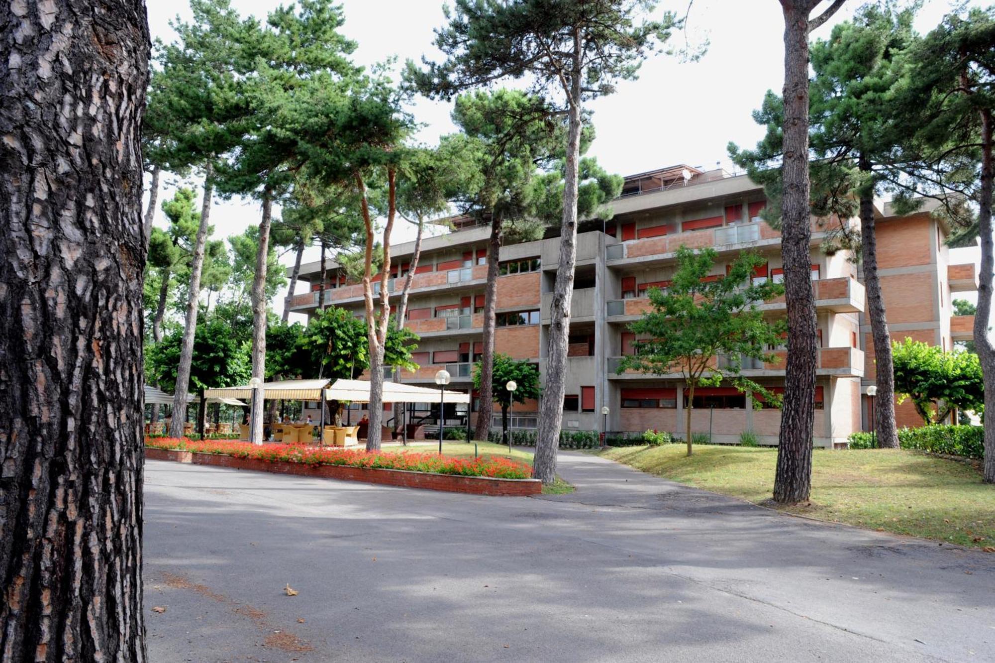 Hotel Michelangelo Chianciano Terme Exterior photo